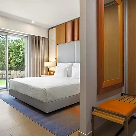 Wyndham Grand Hotel